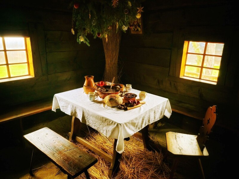 Świąteczne wnętrza w chorzowskim skansenie. Zobacz, jak wyglądały kiedyś święta!