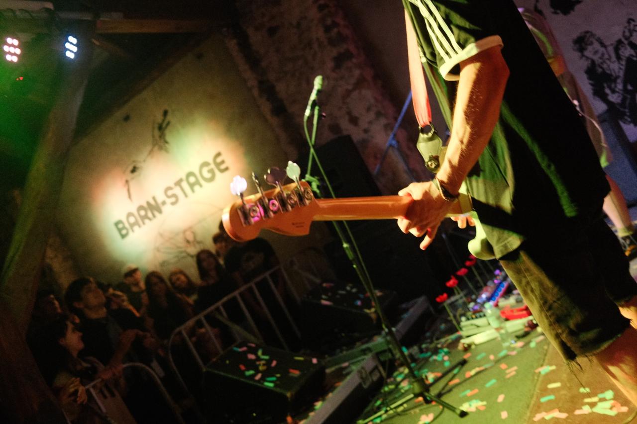Barn Stage Festival 2025 za nami! Młode zespoły i mocna energia rozgrzały Chorzów [FOTO] - fotoreportaż