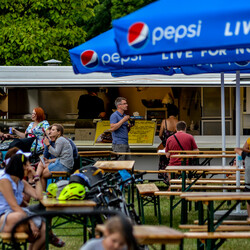 Food Trucki przy Kapeluszu i Wyzwanie Smaku Pepsi