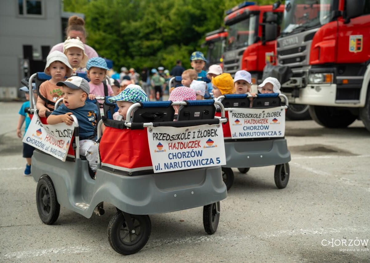 "Bezpieczny Maluch" pełen atrakcji! Mundurowi edukowali najmłodszych [ZDJĘCIA] / fot. UM Chorzów FB