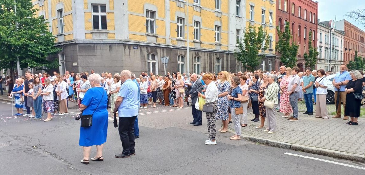 Boże Ciało 2025: chorzowianie wzięli udział w uroczystych procesjach [ZDJĘCIA] / fot. Sara Synowiec