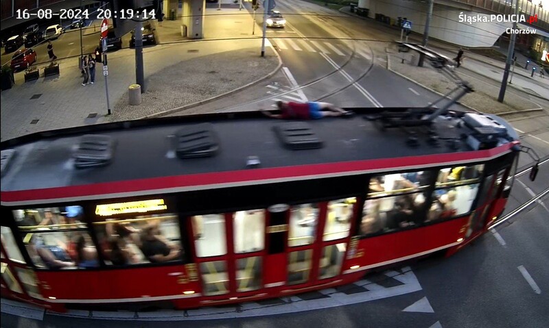 Chorzów: 34-latek ukarany za jazdę na dachu tramwaju