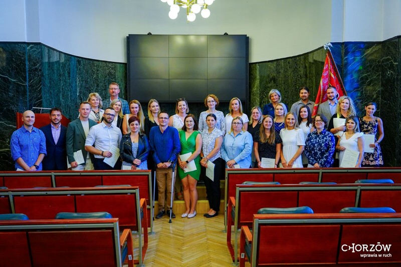 Chorzowscy nauczyciele odebrali akty mianowania. To ważny moment w ich zawodowej drodze