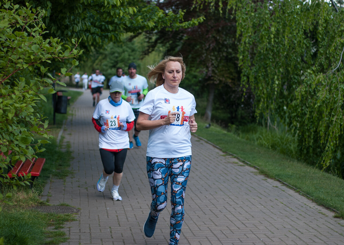 Za nami tegoroczna edycja Chorzowskiej Dychy, ponad setka uczestników wzięła udział w biegowych zawodach. Mamy zdjęcia!