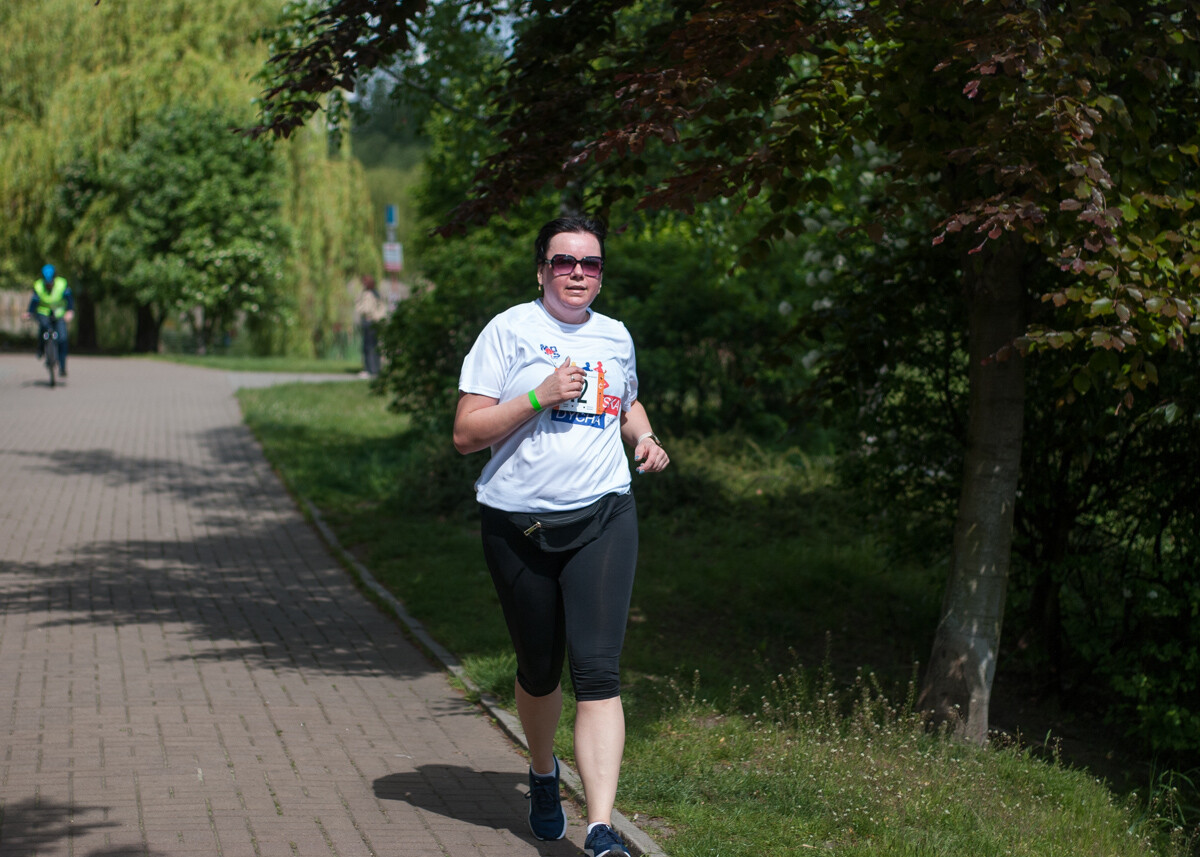 Za nami tegoroczna edycja Chorzowskiej Dychy, ponad setka uczestników wzięła udział w biegowych zawodach. Mamy zdjęcia!
