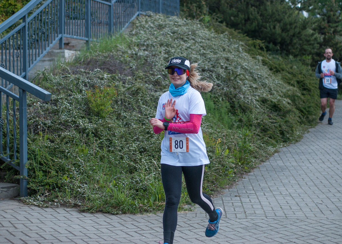 Za nami tegoroczna edycja Chorzowskiej Dychy, ponad setka uczestników wzięła udział w biegowych zawodach. Mamy zdjęcia!