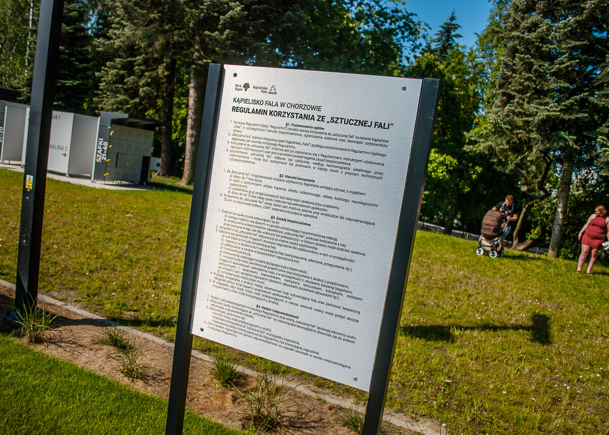 Fala w Parku Śląskim oficjalnie otwarta, pogoda zapowiada się wspaniale więc zapewne dziś odwiedzą ją tłumy ludzi.