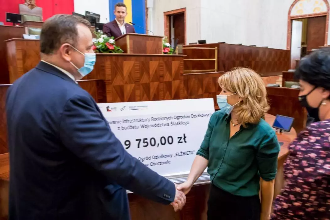 Dwa Rodzinne Ogrody Działkowe z Chorzowa otrzymały dofinansowanie! / fot. Urząd Marszałkowski