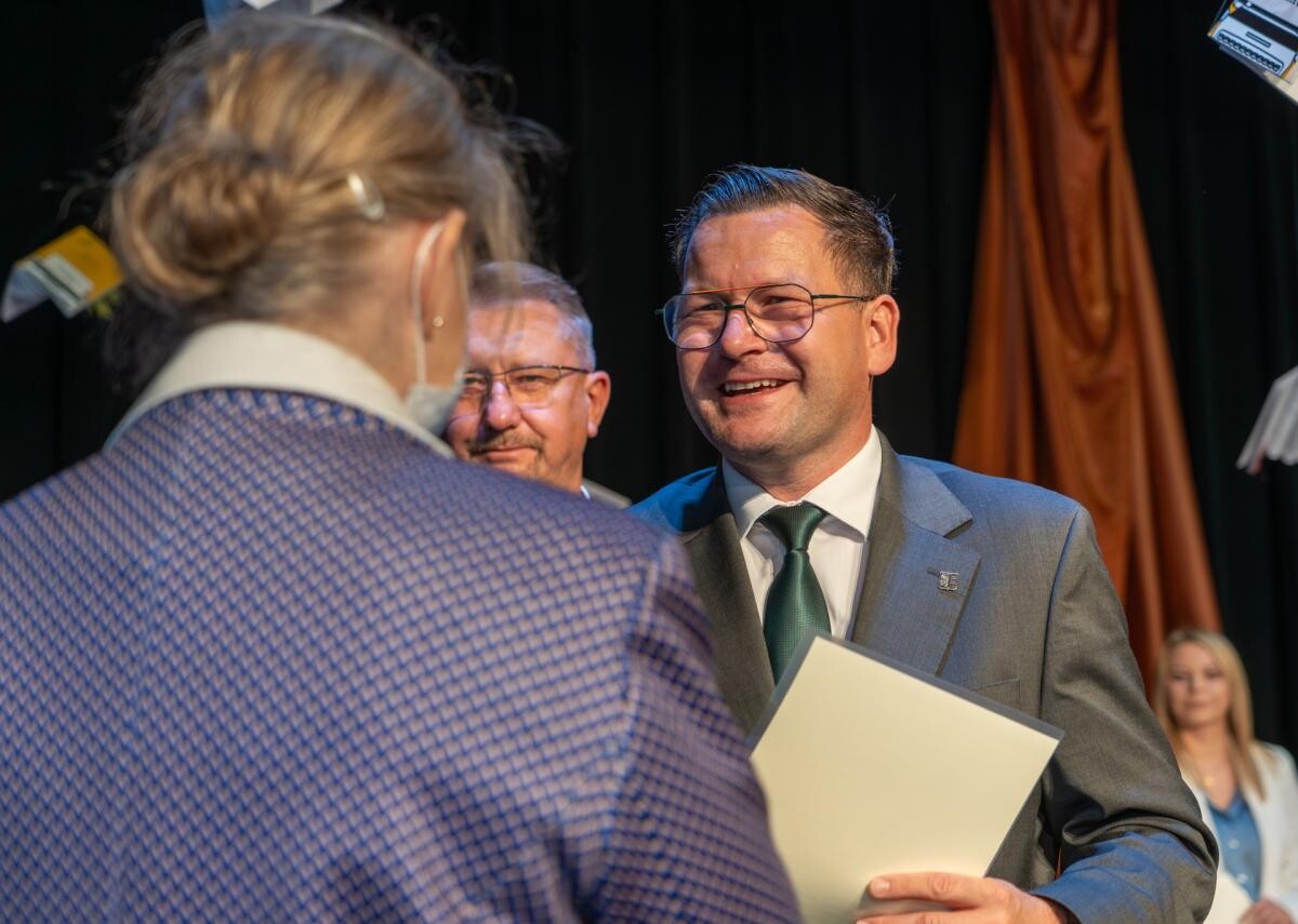 Dzień Edukacji Narodowej w Chorzowie – wręczono nagrody nauczycielom i dyrektorom / fot. UM Chorzów FB