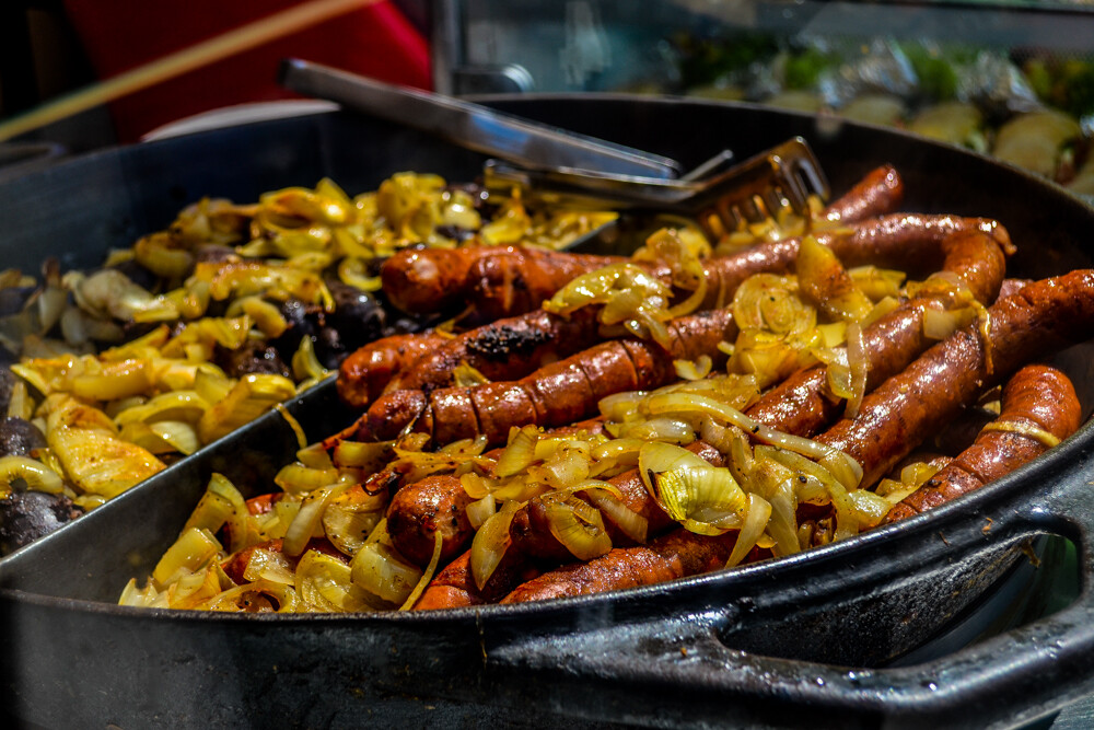 Do Chorzowa znów zjechały się gastrowozy i rozlokowały pomiędzy centrum handlowym, a Parkiem Śląskim. Byliśmy na miejscu, wiemy kto się pojawił!
