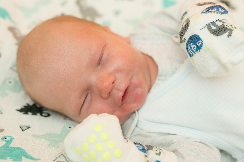 Robert Krawczyk
ur. 05.01.2020r. 3,950 kg, 59 cm
Syn Agnieszki i Grzegorza