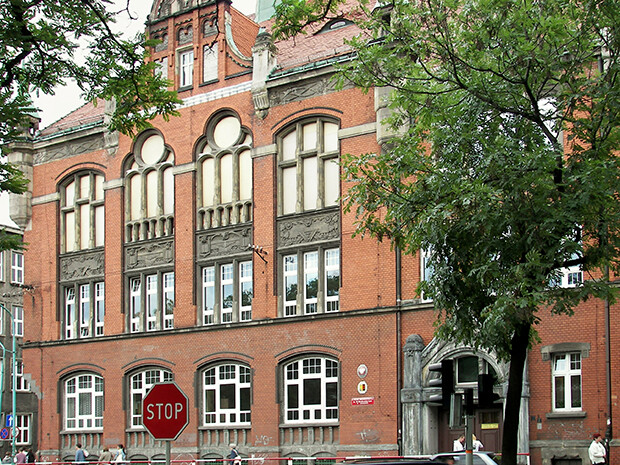 IV LO im. M. C. Skłodowskiej