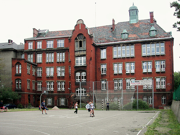 IV LO im. M. C. Skłodowskiej