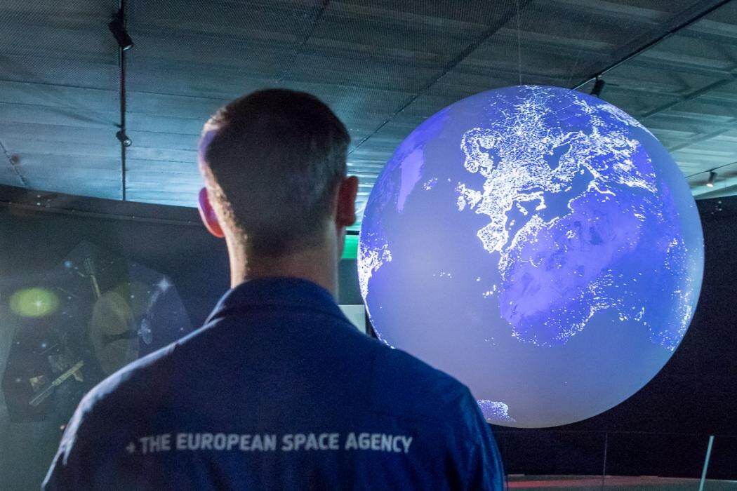 Astronauta Sławosz Uznański-Wiśniewski był gościem Planetarium [ZDJĘCIA] /fot. Tomasz Żak / BP UMWS