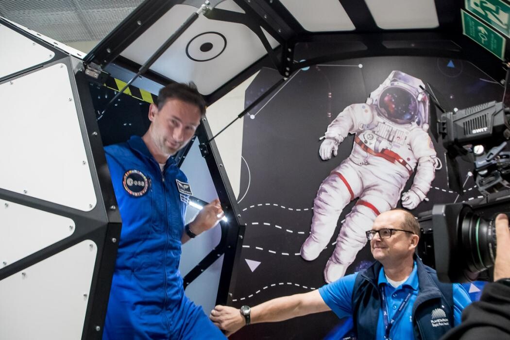 Astronauta Sławosz Uznański-Wiśniewski był gościem Planetarium [ZDJĘCIA] /fot. Tomasz Żak / BP UMWS