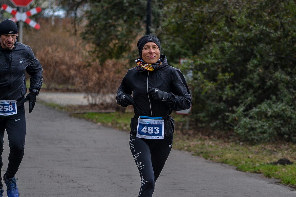 Po raz kolejny kilkaset osób witało Nowy Rok na sportowo, startując w Maratonie Cyborg w Parku Śląskim. Tradycyjnie my także byliśmy na starcie biegu i mamy dla Was zdjęcia!