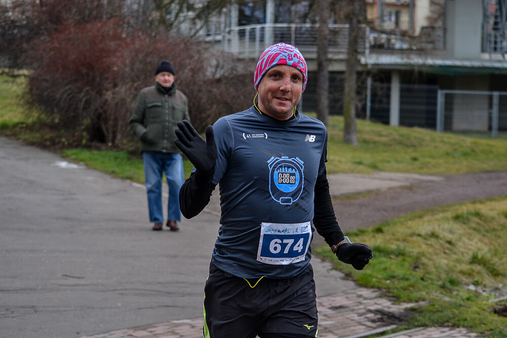 Po raz kolejny kilkaset osób witało Nowy Rok na sportowo, startując w Maratonie Cyborg w Parku Śląskim. Tradycyjnie my także byliśmy na starcie biegu i mamy dla Was zdjęcia!