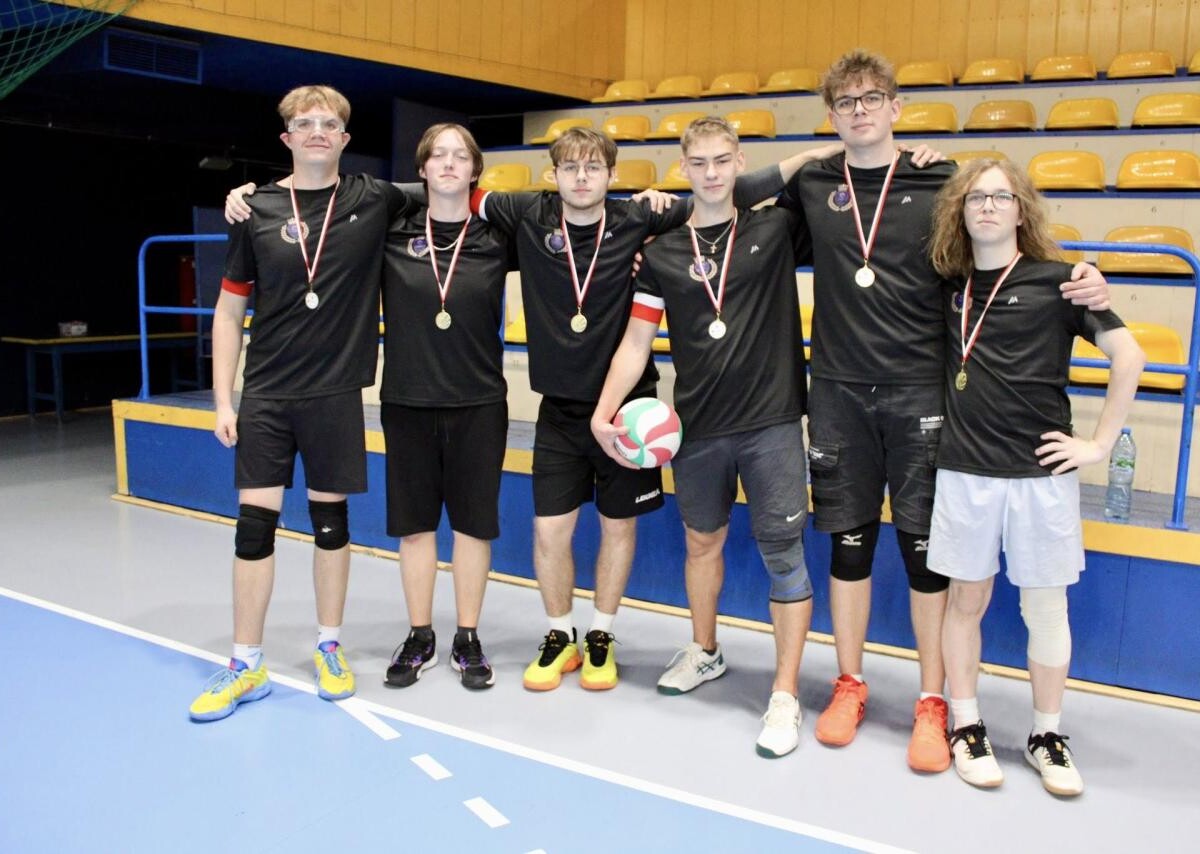 W Chorzowie odbył się Miejski Turniej Siatkówki „Chorzów dla Niepodległej”! [ZDJĘCIA] / fot. UM Chorzów FB