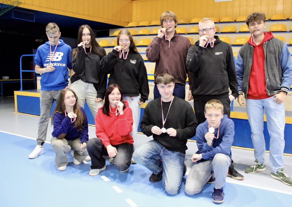 W Chorzowie odbył się Miejski Turniej Siatkówki „Chorzów dla Niepodległej”! [ZDJĘCIA] / fot. UM Chorzów FB