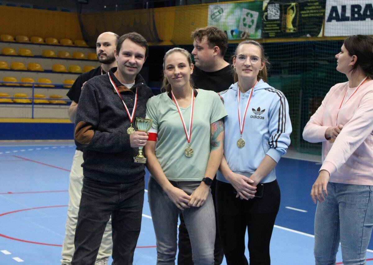 W Chorzowie odbył się Miejski Turniej Siatkówki „Chorzów dla Niepodległej”! [ZDJĘCIA] / fot. UM Chorzów FB