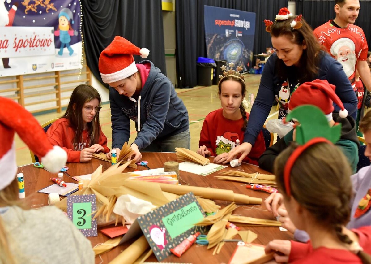 Mikołajki na Sportowo na Stadionie Śląskim – radość, ruch i świąteczna energia / fot. Superauto.pl Stadion Śląski
