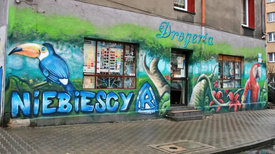 Na ulicach Chorzowa w ostatnich tygodniach pojawiło się kilkanaście graffiti związanych z Ruchem Chorzów. To efekt akcji społecznej prowadzonej przez klub we współpracy z Urzędem Miasta.
