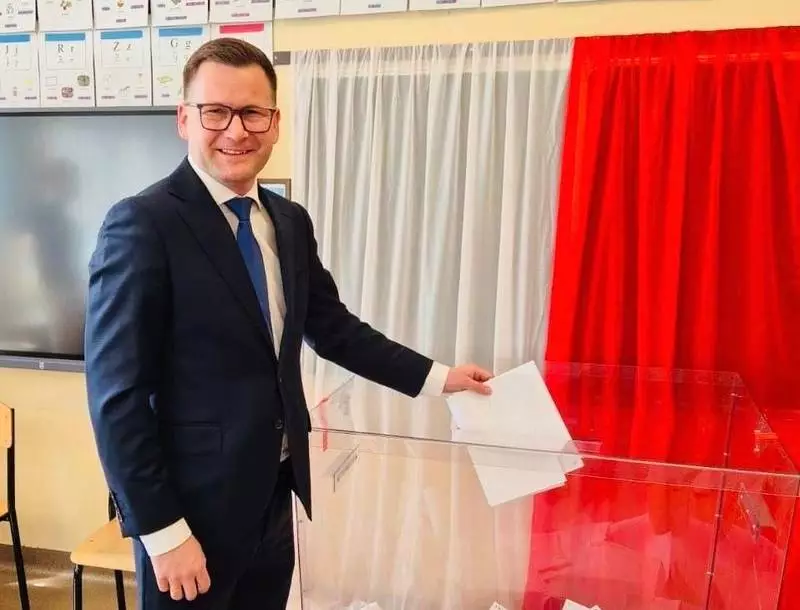 Oficjalne wyniki wyborów: Szymon Michałek nowym prezydentem Chorzowa!