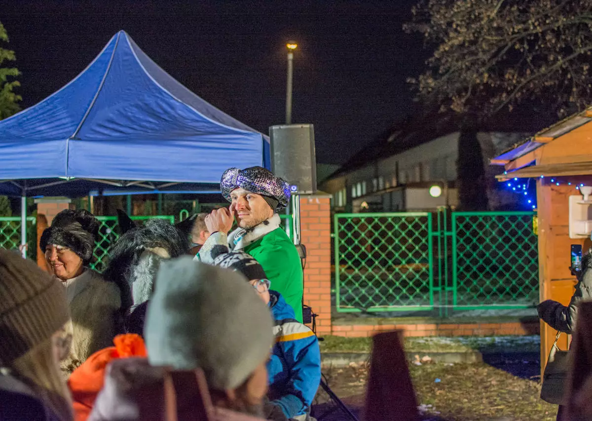 Tłum ludzi wziął dziś udział w tegorocznym Orszaku Trzech Króli, który przeszedł ulicami Chorzowa Starego. Byliśmy na miejscu, mamy zdjęcia i relację video!