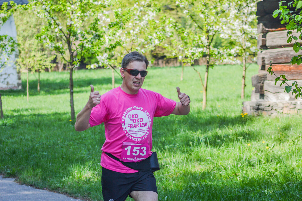 Chorzów gości wielu biegaczy i wiele inicjatyw, w tym także te charytatywne. Dziś prawie 500 osób pobiegło w szczytnym celu. Dla pacjentów z chorobą nowotworową.
