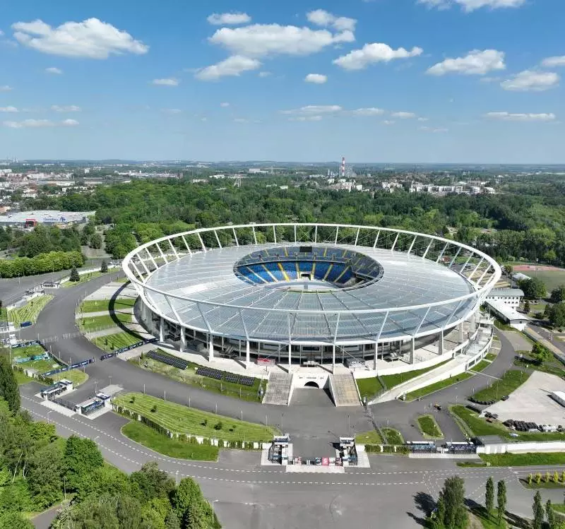 Reprezentacja na dwóch stadionach – będzie kompromis?