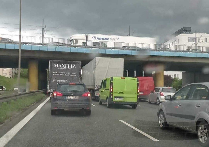 Wypadek Na Dts Doszlo Do Kolizji 2 Samochodow Wezwano Lpr Chorzow Informacje