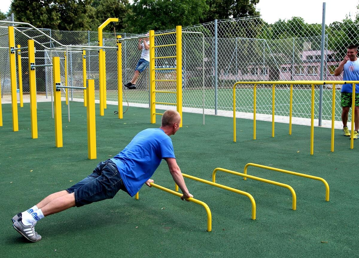 Street Workout Park W Chorzowie Batorym Zdjecie 7 Chorzow