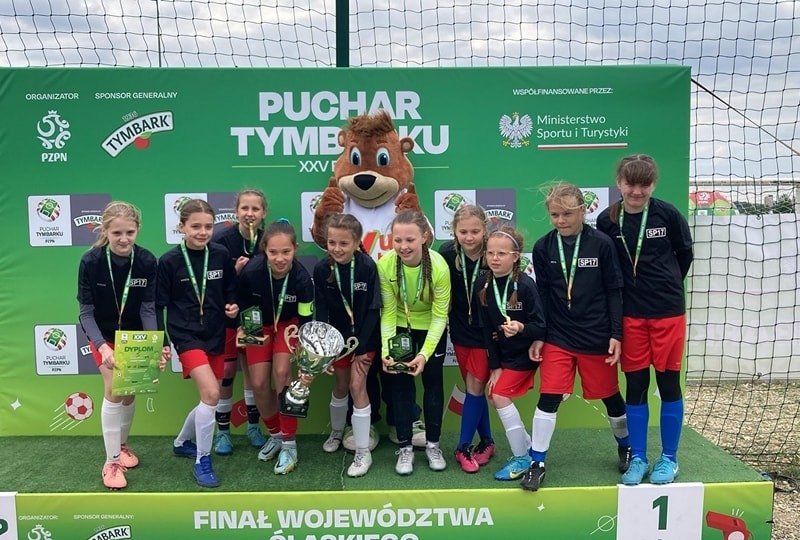 Uczennice z SP nr 17 na podium w zmaganiach o Puchar Tymbarku!