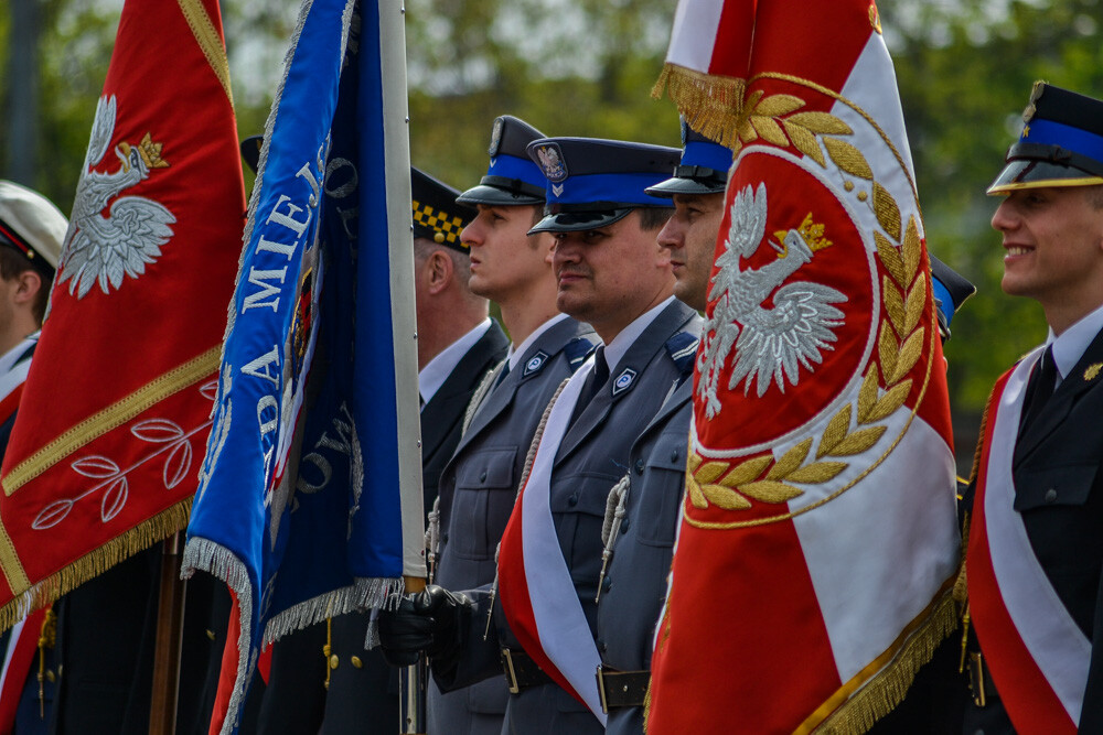 Delegacje służb mundurowych.