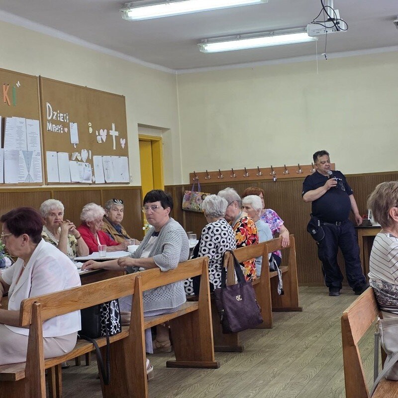Za nami debata "Bezpieczny senior" – policja ostrzega i edukuje mieszkańców