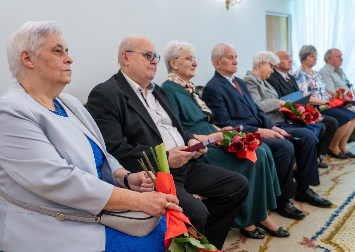 Chorzowskie małżeństwa świętowały Złote, Szmaragdowe i Diamentowe Gody [ZDJĘCIA] / fot. UM Chorzów FB
